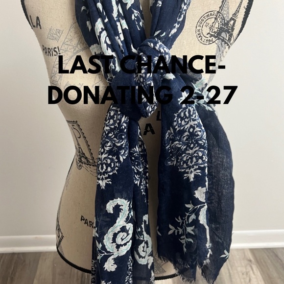 Target Accessories - Y2k Blue Fashion Scarf!